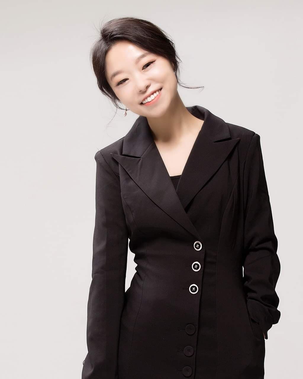 Jandi Kim — Swing Dance Performance · Artist Development